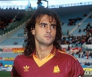 Giuseppe Giannini con la maglia della Roma