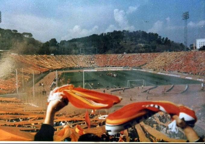 AS-Roma-1985-86_Roma-Juve_160386 La Roma degli anni ottanta: formazioni e foto
