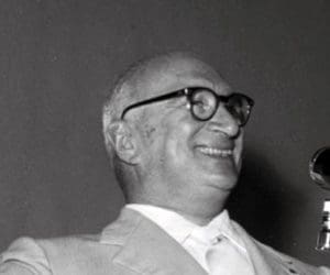 Renato Sacerdoti sorridente