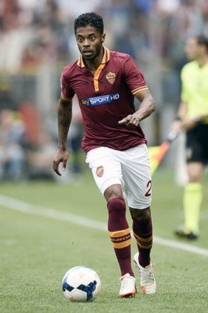 Michel Bastos in azione